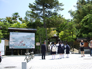 : http://fry.no.coocan.jp/blogn/pic/ginkaku.PNG
