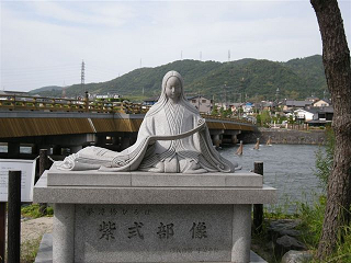 : http://fry.no.coocan.jp/blogn/pic/murasakisikibu.PNG