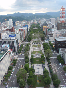 : http://fry.no.coocan.jp/blogn/pic/sapporooodori.PNG