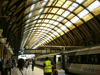 : http://fry.no.coocan.jp/blogn/pic/london1.PNG