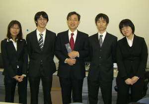 http://fry.no.coocan.jp/WordPress/wp-content/uploads/2009/03/sotugyo3-300x210.png