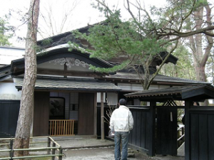 http://web.archive.org/web/20100510131312im_/http:/fry.no.coocan.jp/WordPress/wp-content/uploads/2010/04/kaku2-300x225.png
