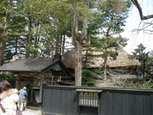 http://web.archive.org/web/20100510131312im_/http:/fry.no.coocan.jp/WordPress/wp-content/uploads/2010/04/kaku3-300x225.png